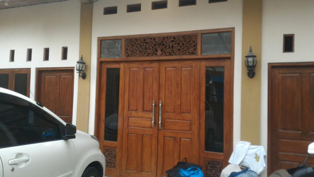 Maqmil Prambanan公寓 外观 照片